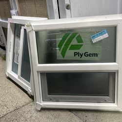 2‘ X 2‘ Frosted Plygem Windows