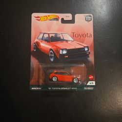 Hot Wheels Premium  81 Toyota Starlet KP61