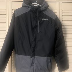Columbia Thick Winter Coat for Women XL (18/20) or Fits like a Men’s Medium *Extremely Warm Excellent Condition Like New