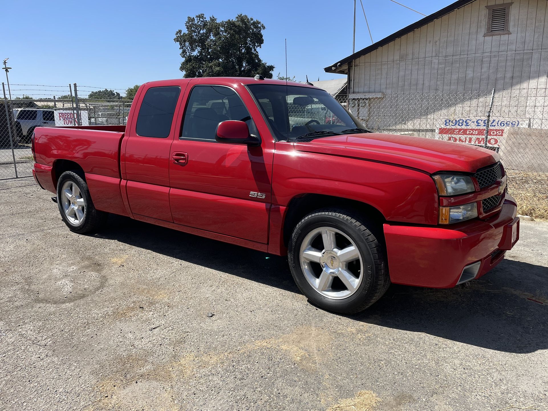 2004 Chevrolet Silverado SS