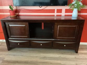 Tv table