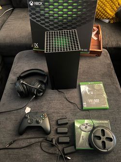 Xbox Series X 1TB Complete Plug & Play Bundle