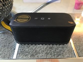 Jabra wireless speaker