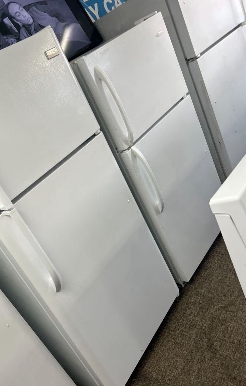 Nice Clean Refrigerator Deals