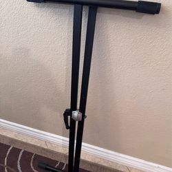 Adjustable keyboard stand