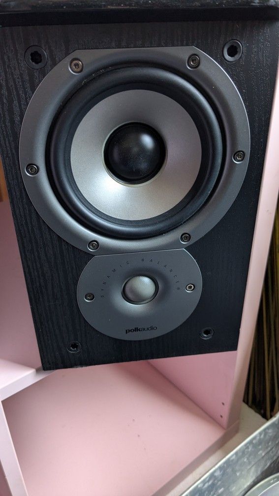 Polkaudio Model TSi100