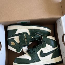 Jordan 1 Retro High OG (TD)