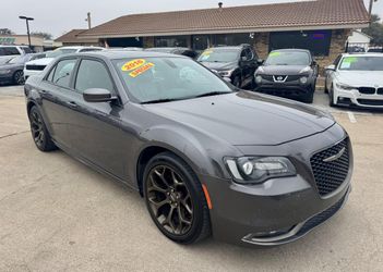 2016 Chrysler 300