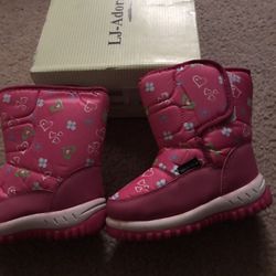 AXZ- Adorable Boots For Girls Size 11