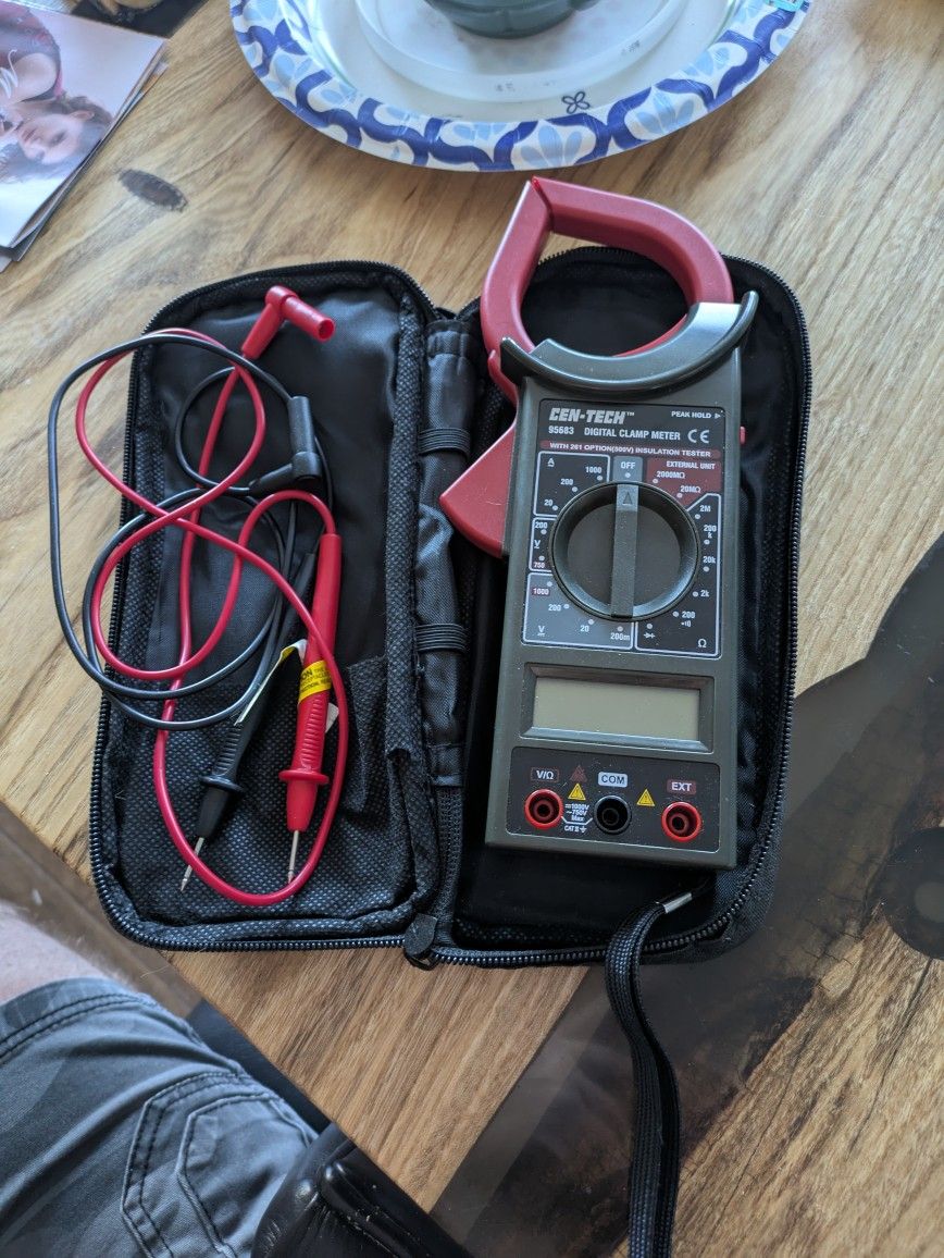 Cen-tech Digital Clamp Meter 