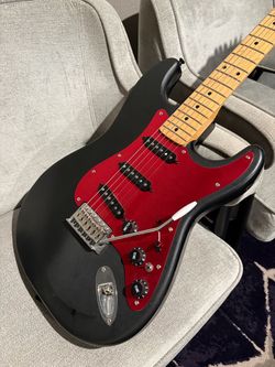 Black Electric Guitar Stratocaster