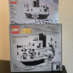 Lego Steamboat Willie & Mini Steamboat Willie 