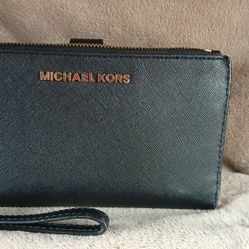 Michael Kors Wallets/ $10 New No Tag