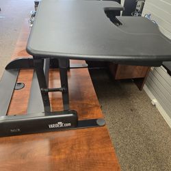 Stand Up Retractable Desk