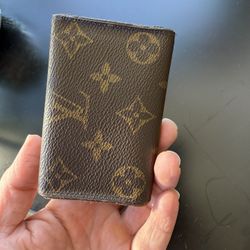 Louis Vuitton Keychain Wallet 