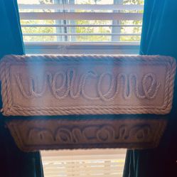 Small Welcome Sign