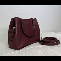 Hand Bag  From Kate Spade  Leather Bag! Almost New ( Make Ofer Price) 