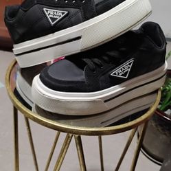 USED PRADA MILANO SHOES 