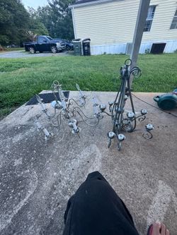 Candelabros de metal