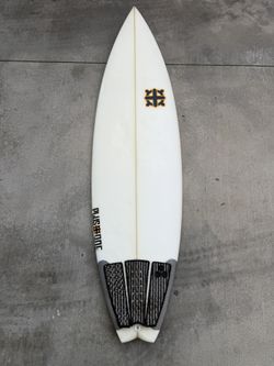 Plus One Surfboard 6 X 19 1 /4 X 2 3/8