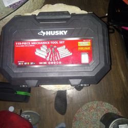 Husky 119 Piece Mechanics Tool Set 