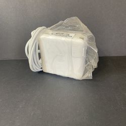 Mac Book Pro Charger New (no Box)