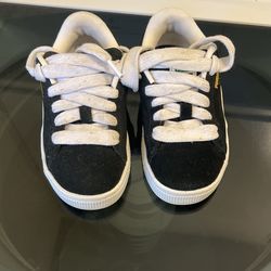 Girls Black White Puma Size 12c