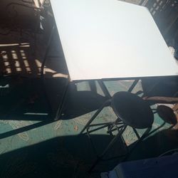 drawing table and chair