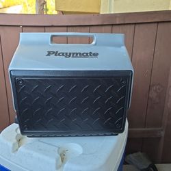 Playmate IGLOO Portable Cooler