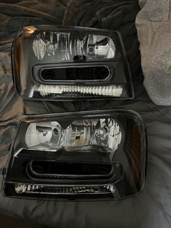 Trailer Blaze Headlights 02-09