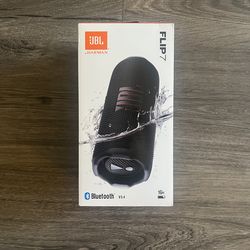 JBL flip 7 black speaker.