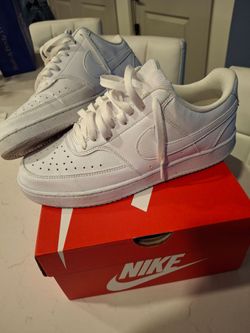 Nike Court Vision Low Shoe