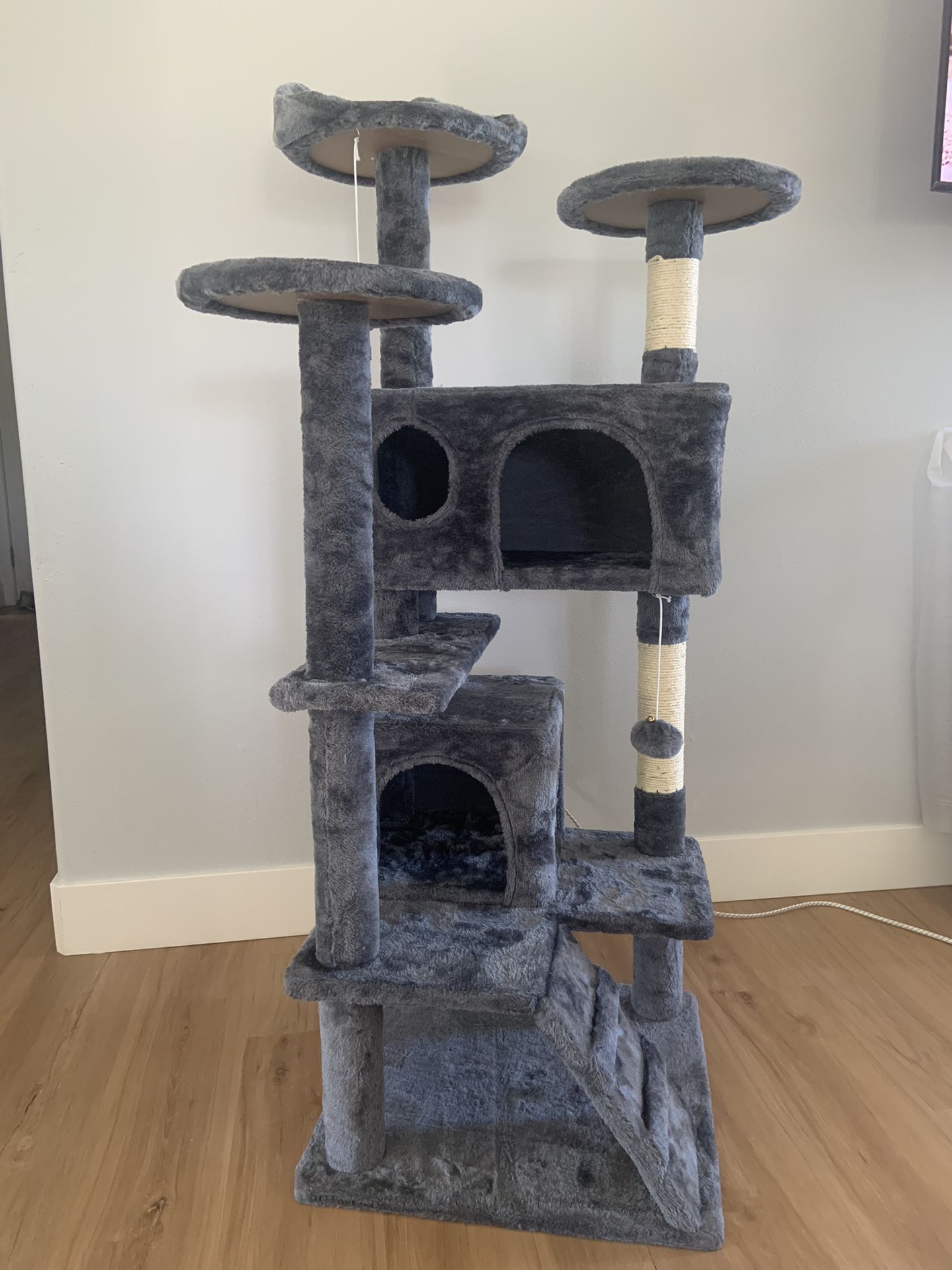 Cats tree -tower 