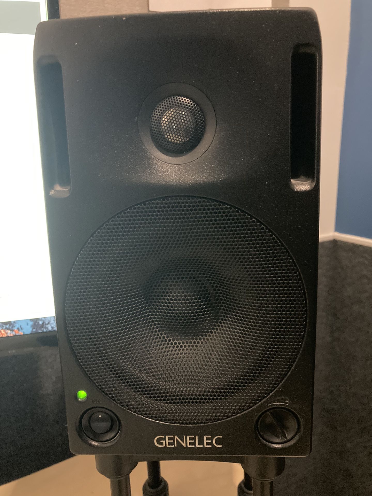Genelec 1029A Studio Monitor (only one)