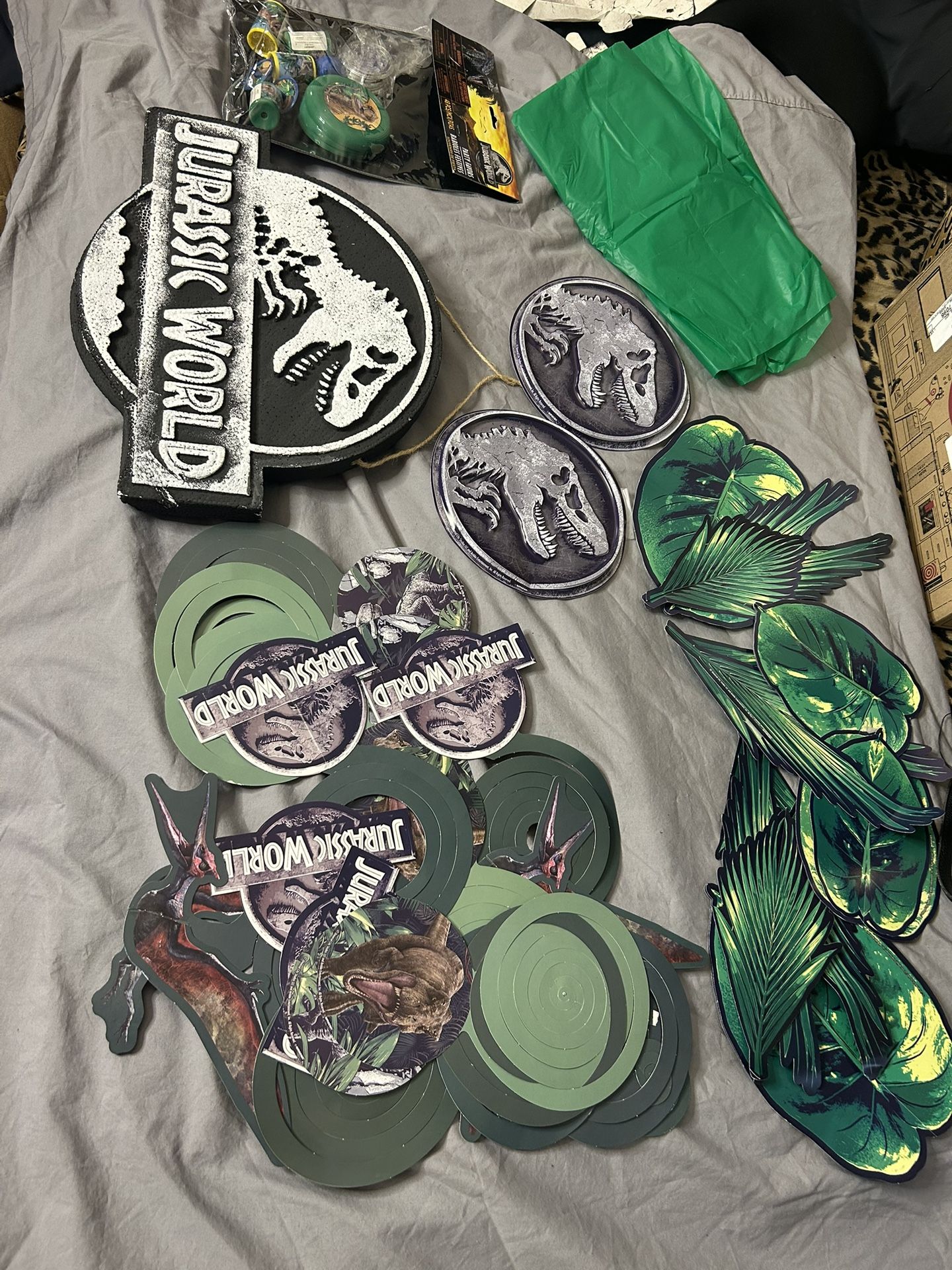 Jurassic World Decorations