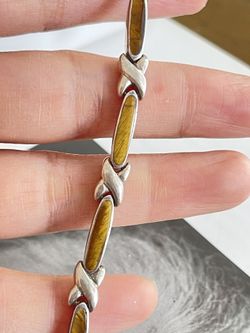 Sterling & tiger eye "X" Bracelet. TW- 7"