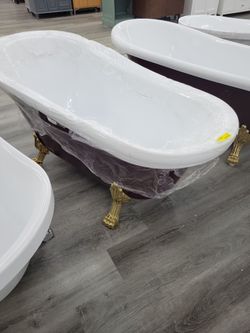 Bathtub 68"