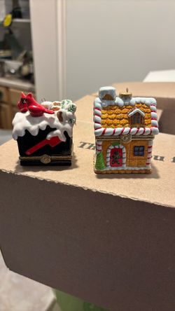 Two ceramic ornament trinket boxes