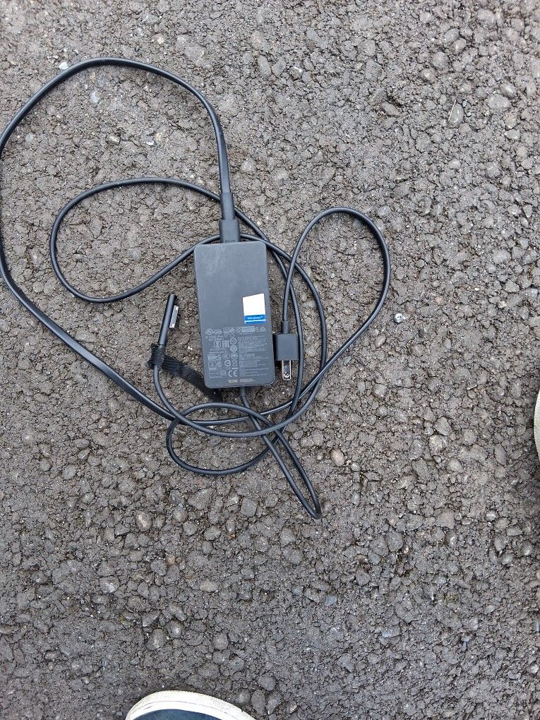 Microsoft Surface Charger