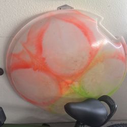 2 snow sled/disc 