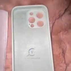 iPhone 15 Pro GOODVISH Phone Case w/ Screen Protector