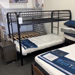 Black Metal Twin Bunk Bed 