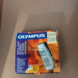 Olympus D1000 Digital Voice Recorder