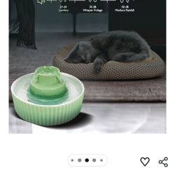 Cupcake Ceramic Pet Drinking Fountain