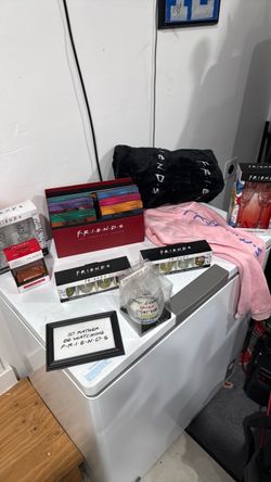 F.R.I.E.N.D.S Merchandise Collection Bundle