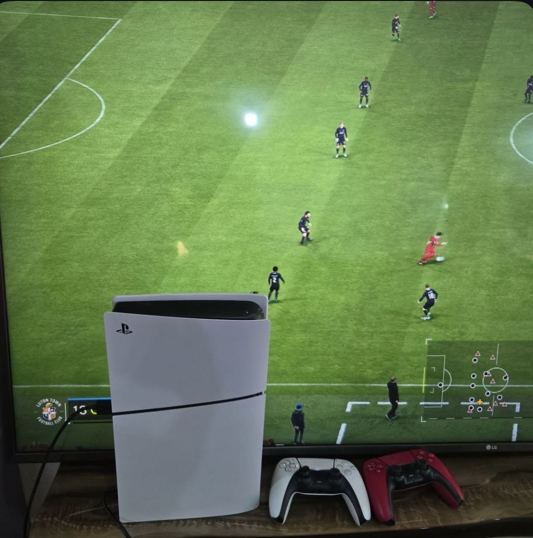 PS5 Slim