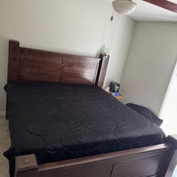 King Size Bed Set(need Pick Up By 5/5)