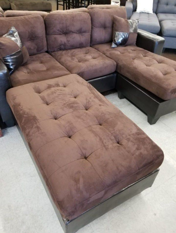 Brand New Brown Microfiber Sectional Sofa +Ottoman (New In Box) 