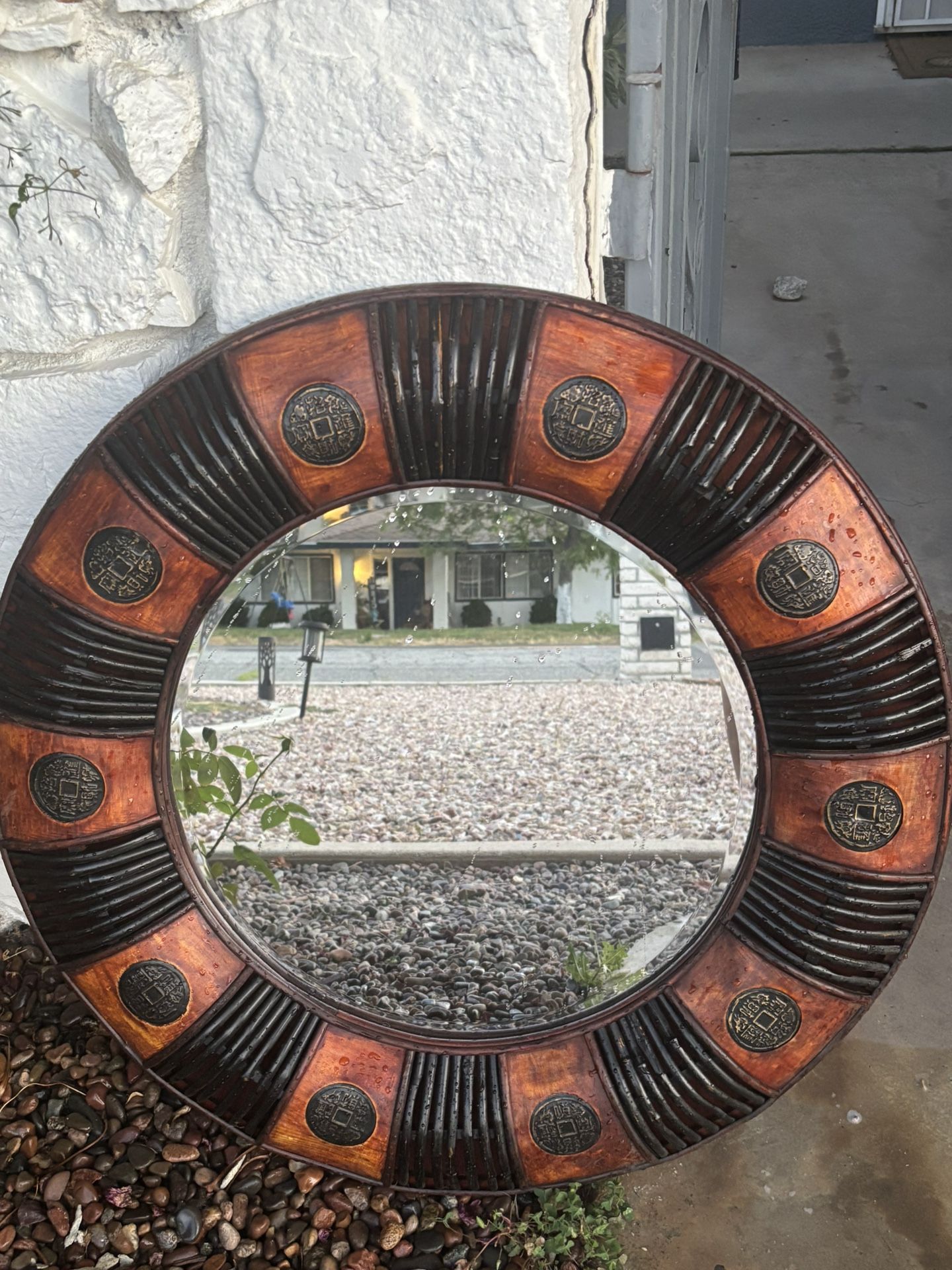Round Mirror