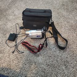 JVC Digital Still Camera 400x  With Accessories